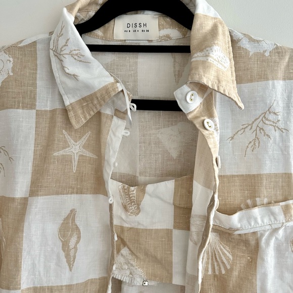 DISSH linen set is size 8. - Picture 6 of 10